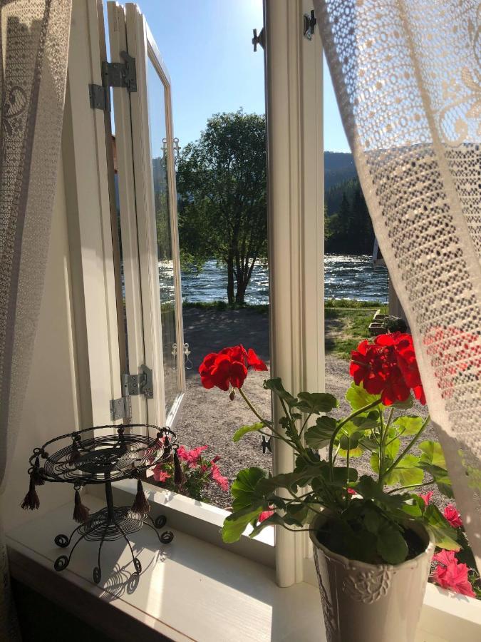 Bakarstuo, Utpa Neset Villa Trofors Luaran gambar