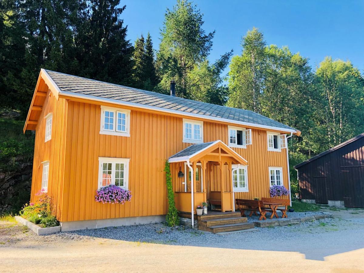 Bakarstuo, Utpa Neset Villa Trofors Luaran gambar