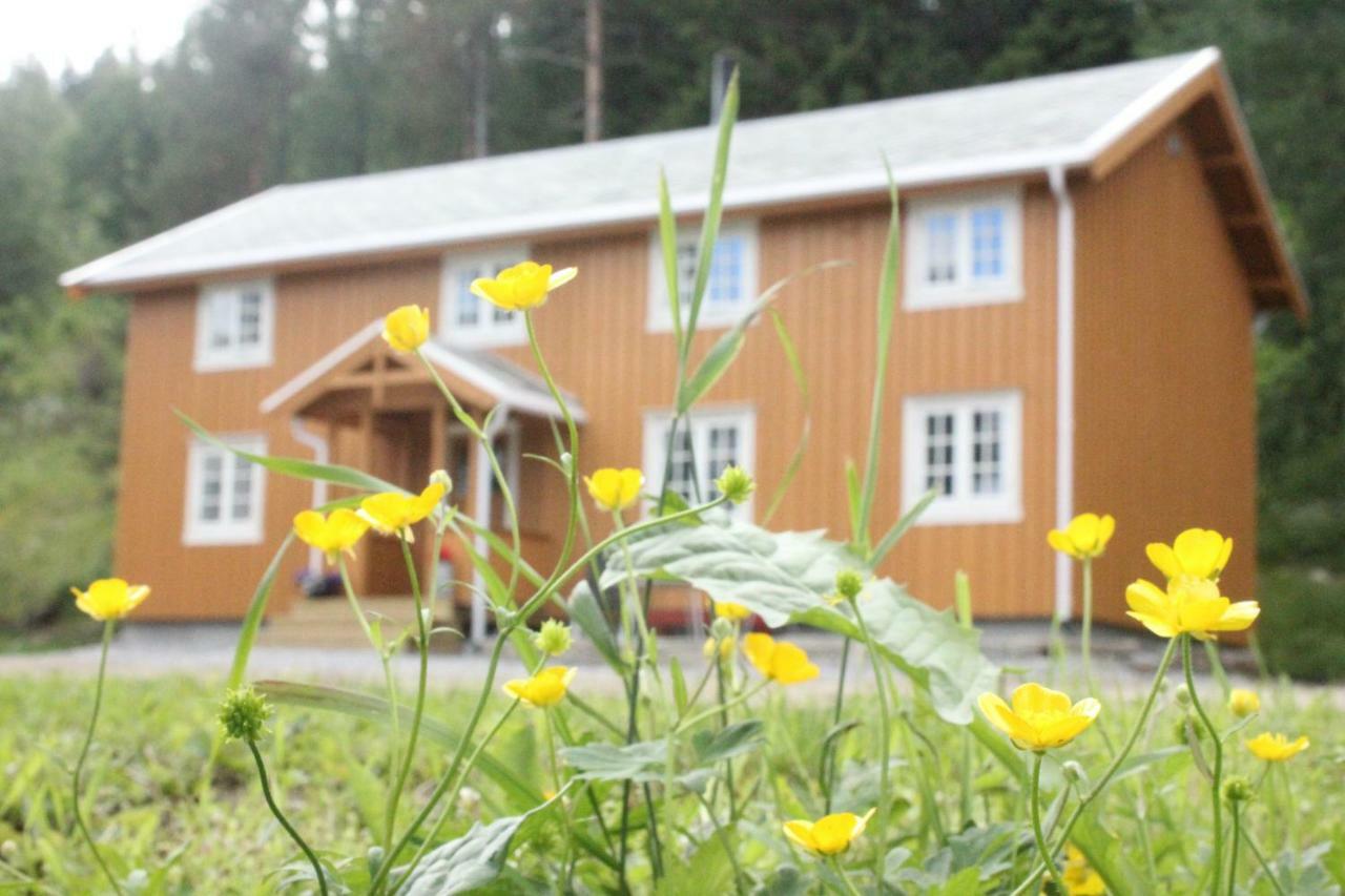Bakarstuo, Utpa Neset Villa Trofors Luaran gambar